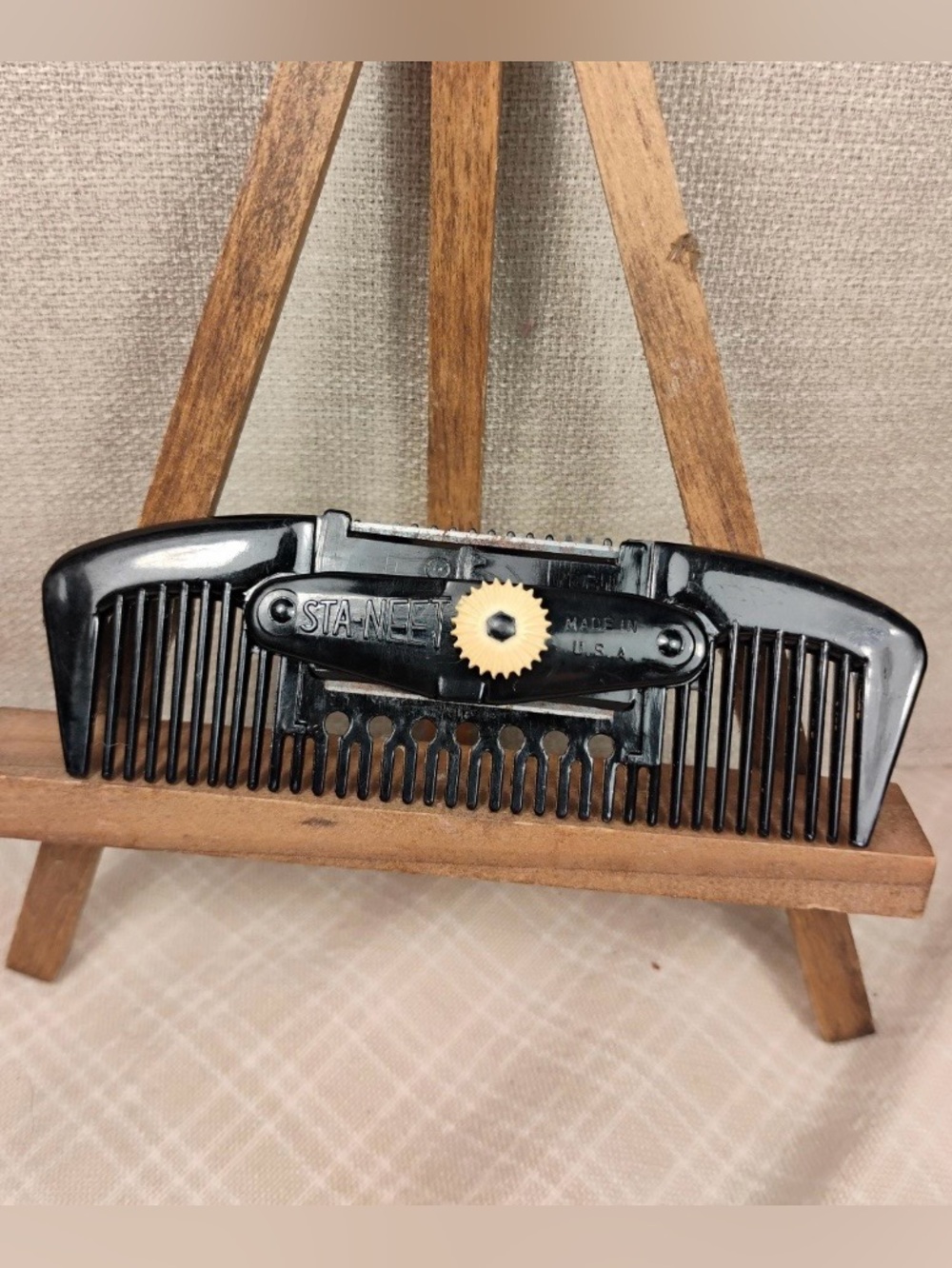 Vintage Sta-Neet Beard And Mustache Thinning Comb